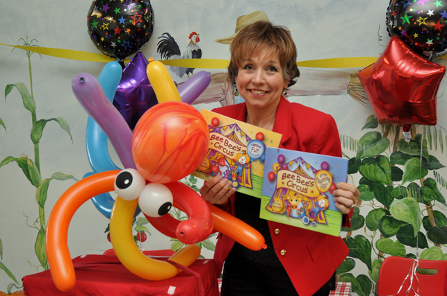 Jackie Reynolds is a children's author and balloon artist.